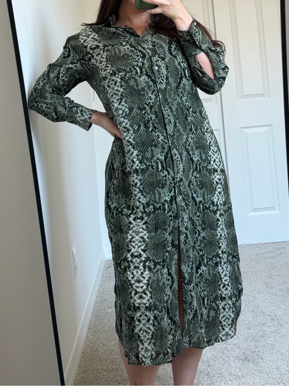 H&M green snake print midi dress with button-up front Size: S